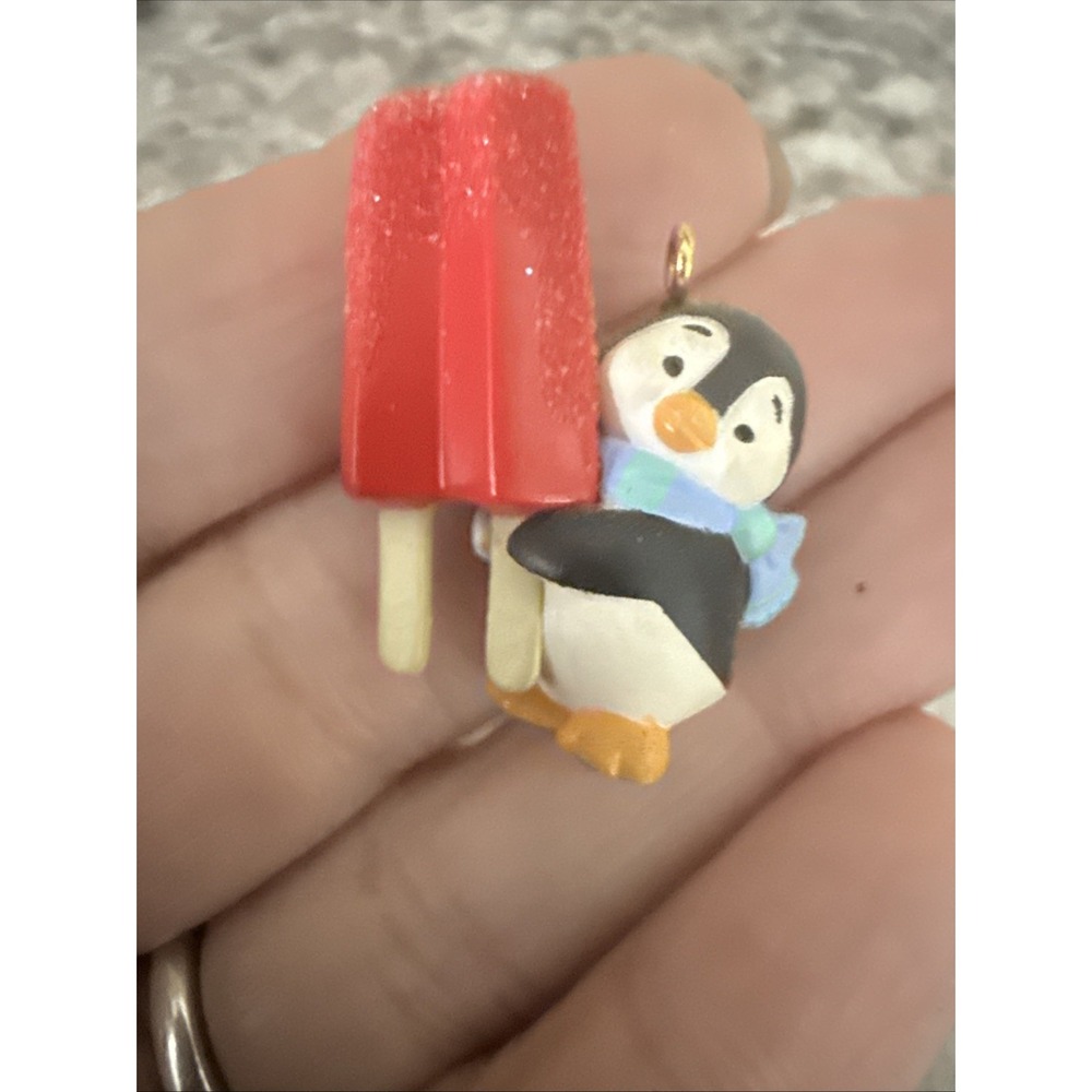 2016 Hallmark Keepsake Ornament A TASTY TREAT #1 in the Petite Penguins Series